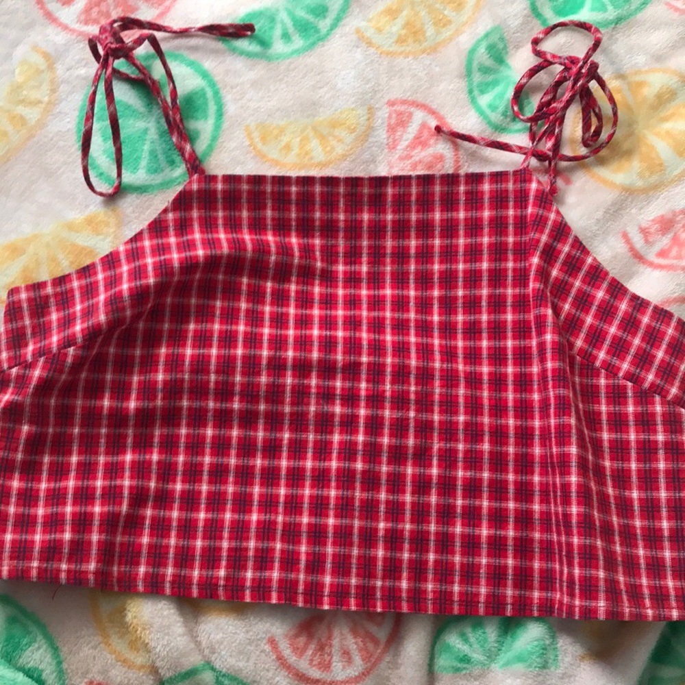 Urban outfitters crop top